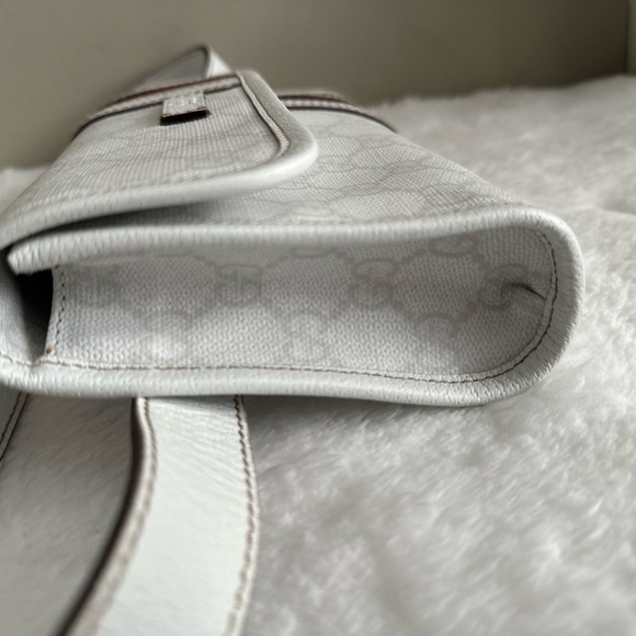 Authentic gucci - Picture 2 of 16